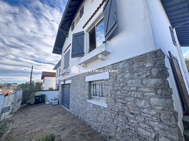 Maison Biarritz - 3 chambres - 142m²