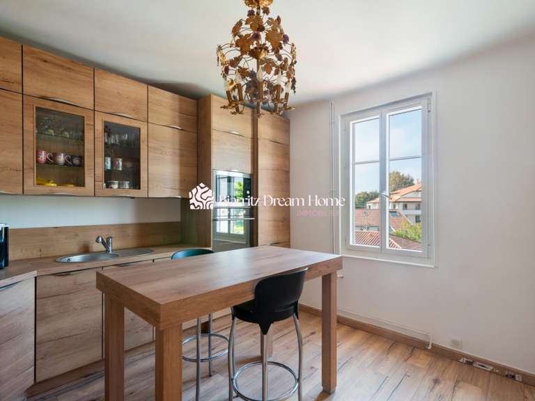 Maison Biarritz - 6 chambres - 196m²