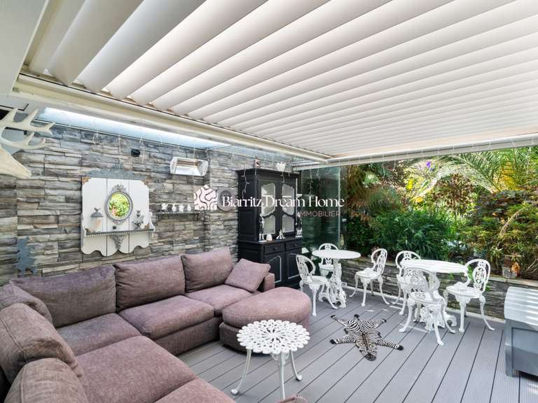 Maison Biarritz - 6 chambres - 196m²