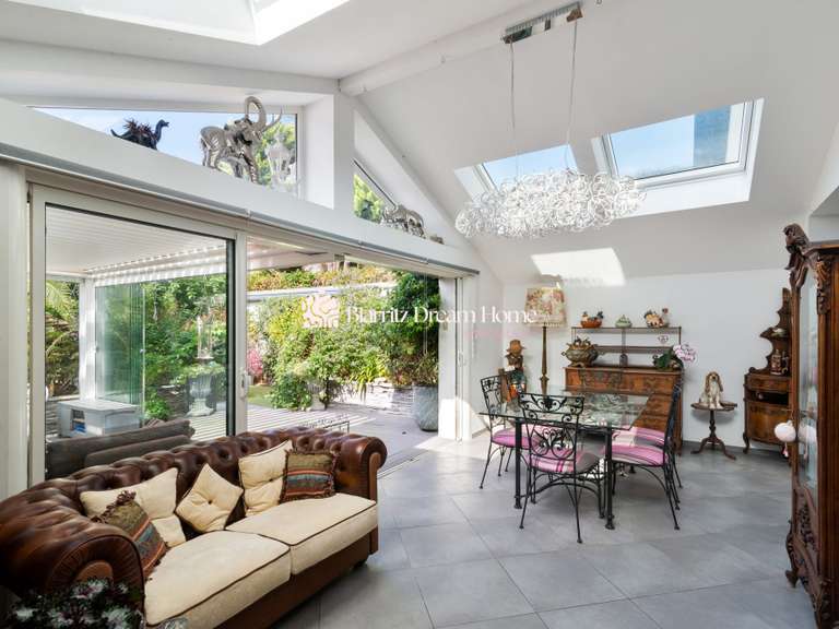 Maison Biarritz - 6 chambres - 196m²