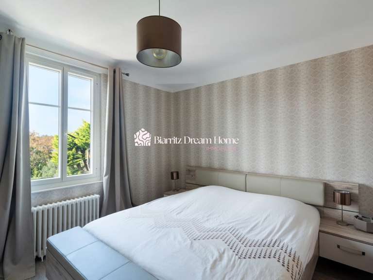Maison Biarritz - 6 chambres - 196m²