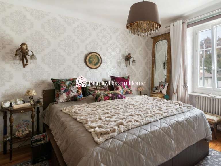Maison Biarritz - 6 chambres - 196m²