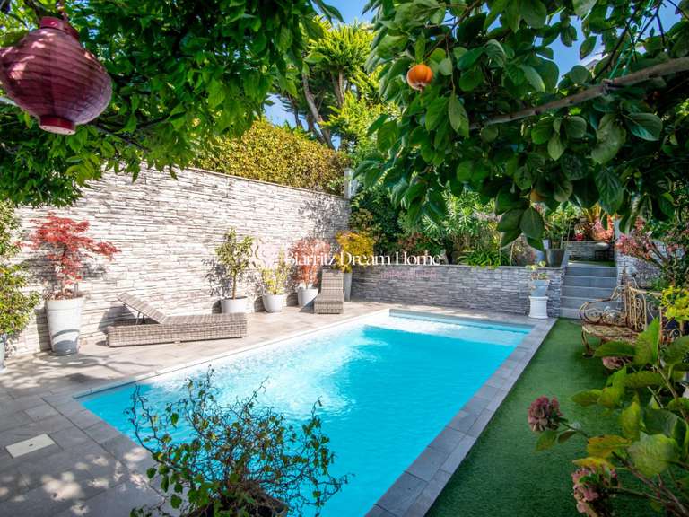 Maison Biarritz - 6 chambres - 196m²