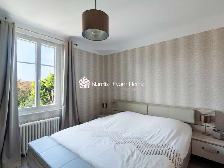 Maison Biarritz - 6 chambres - 196m²