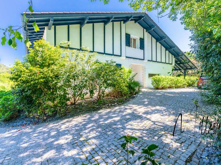 Maison Biarritz - 6 chambres - 330m²