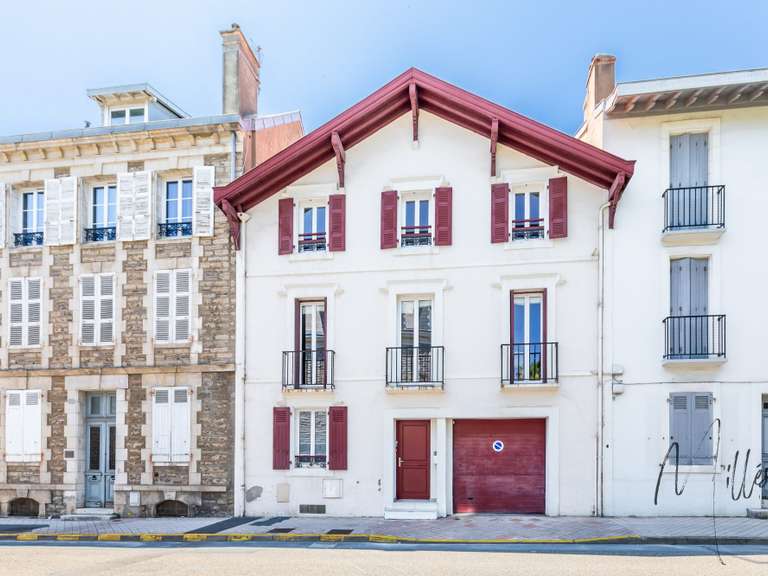 House Biarritz - 5 bedrooms - 166m²