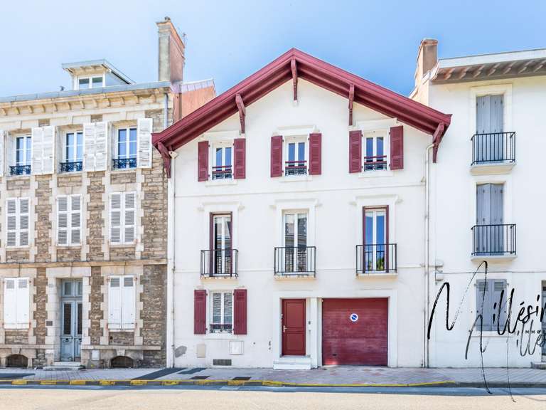 House Biarritz - 5 bedrooms - 166m²