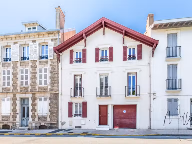 House Biarritz - 5 bedrooms - 166m²