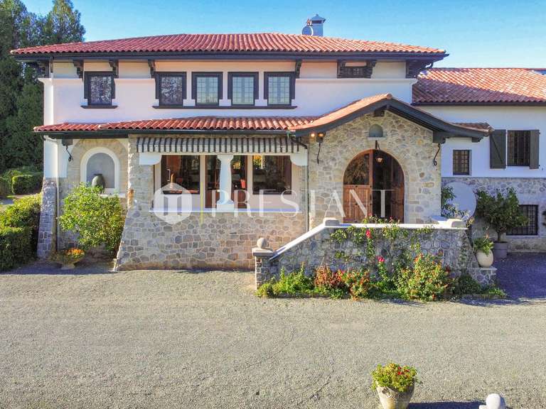 House Biarritz - 8 bedrooms - 550m²