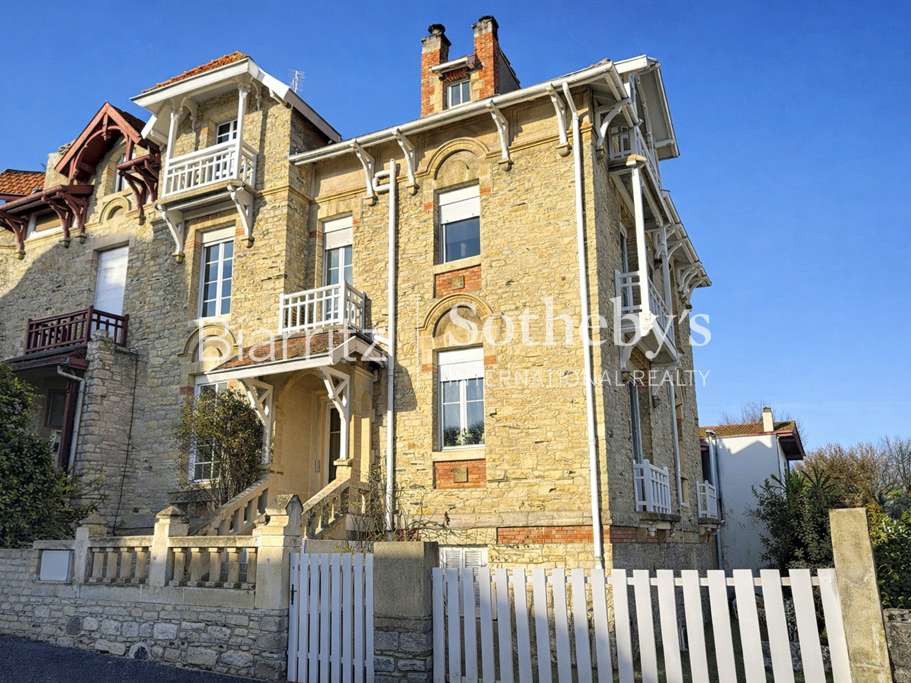 House Biarritz