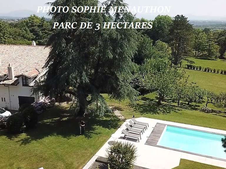 House Biarritz - 7 bedrooms - 450m²