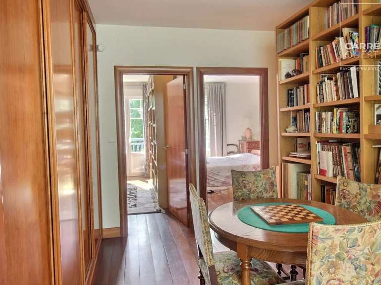 House Biarritz - 5 bedrooms - 270m²