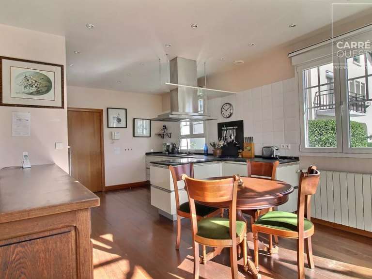 House Biarritz - 5 bedrooms - 270m²