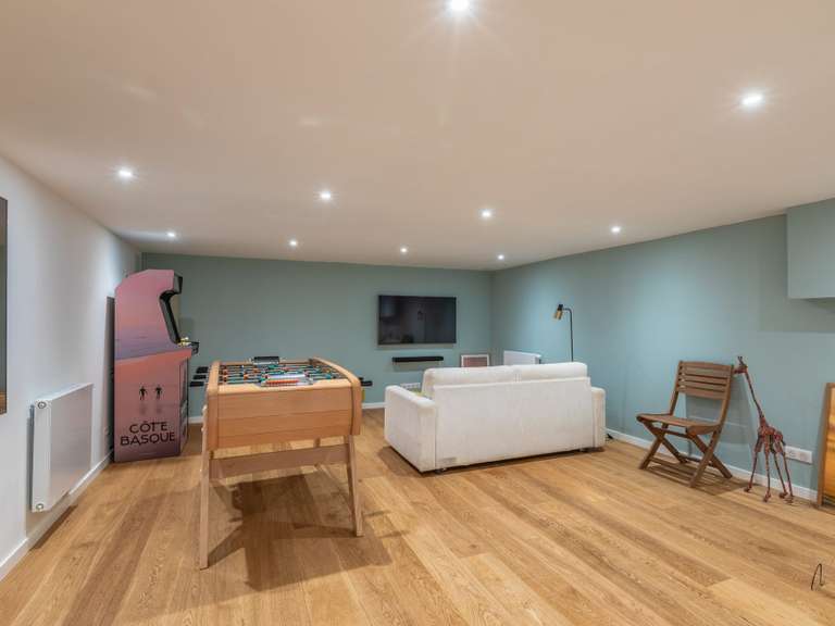 House Biarritz - 6 bedrooms - 275m²