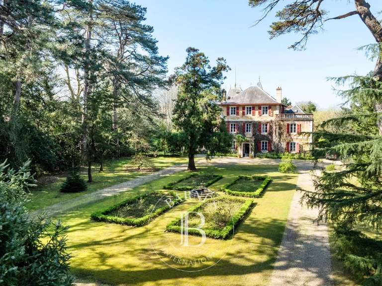 Maison Biarritz - 11 chambres - 800m²