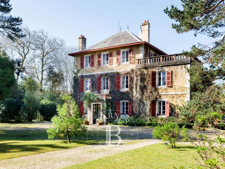 Maison Biarritz - 11 chambres - 800m²