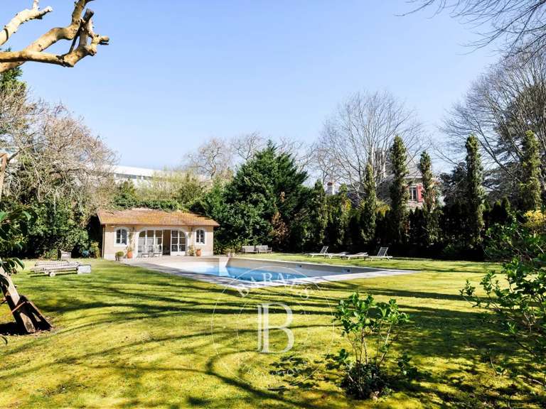 Maison Biarritz - 11 chambres - 800m²