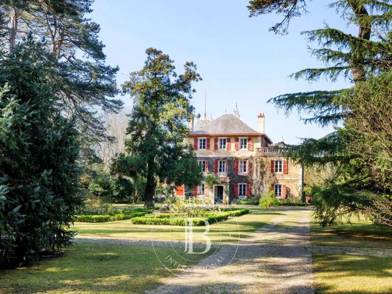 Maison Biarritz - 11 chambres - 800m²