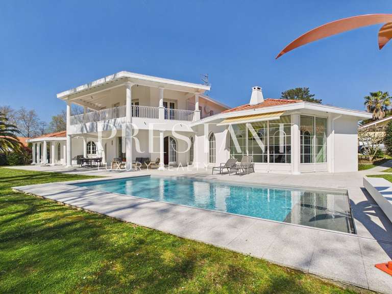 Maison Biarritz - 4 chambres - 344m²