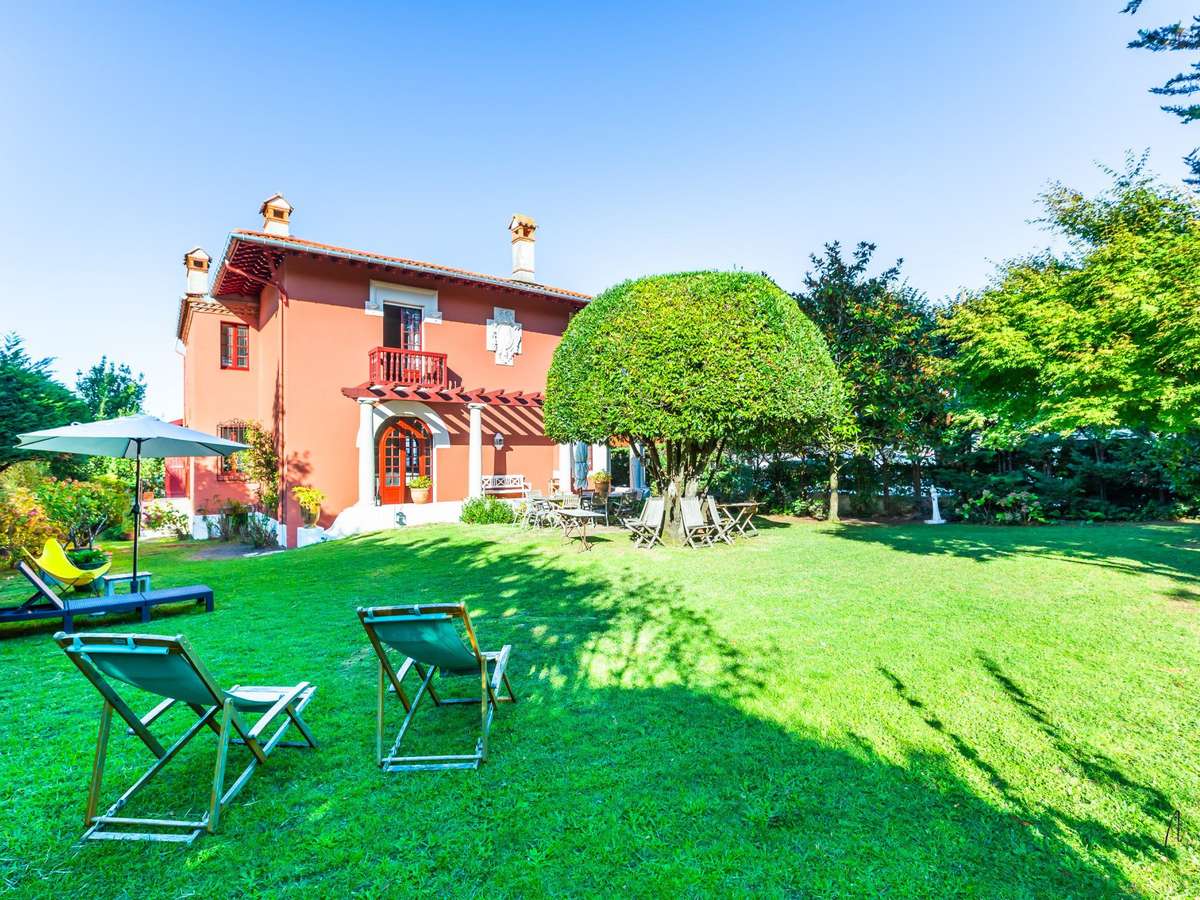 House Biarritz