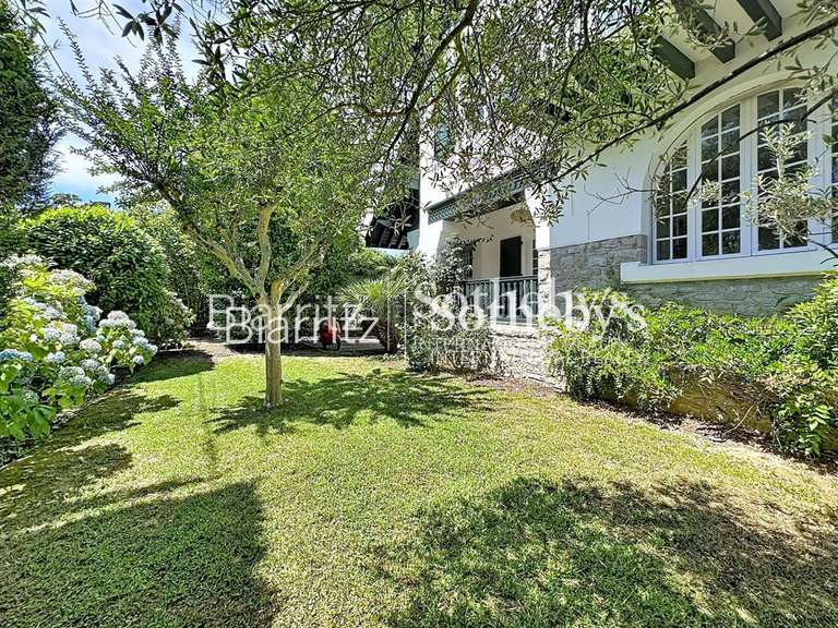 Maison Biarritz - 7 chambres - 300m²