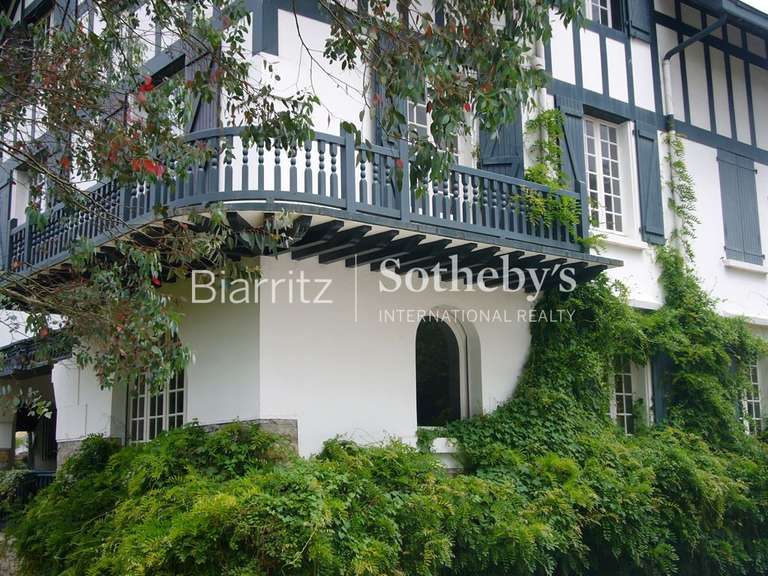 Maison Biarritz - 7 chambres - 300m²