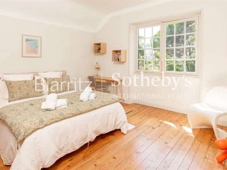 Maison Biarritz - 7 chambres - 300m²