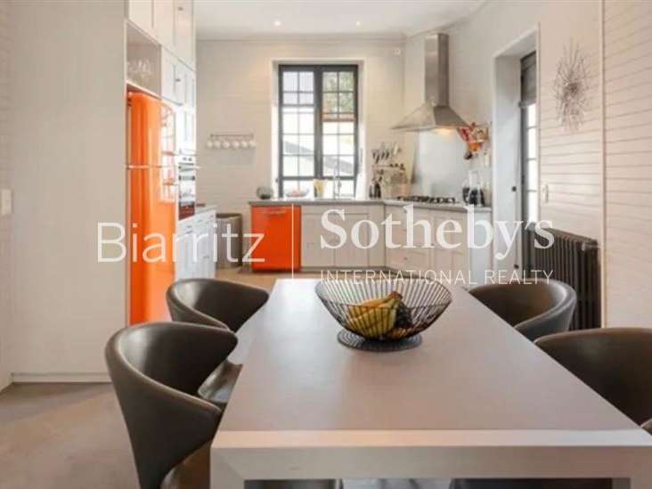 Maison Biarritz - 7 chambres - 300m²