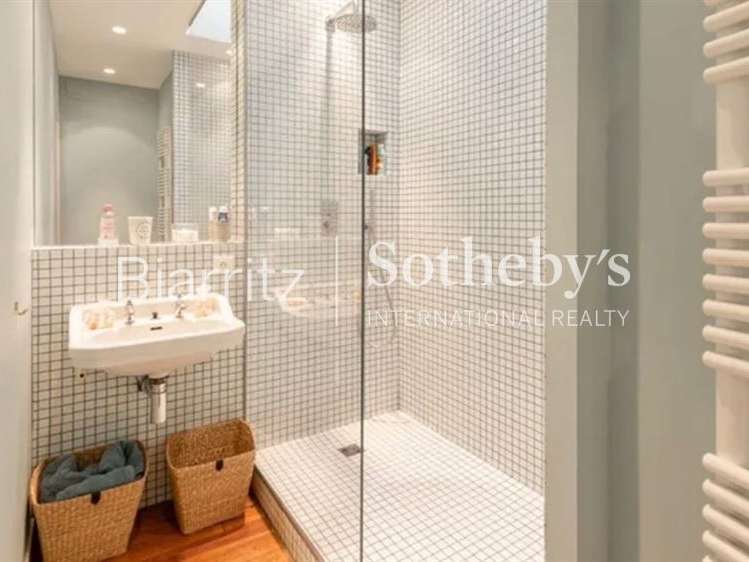 Maison Biarritz - 7 chambres - 300m²