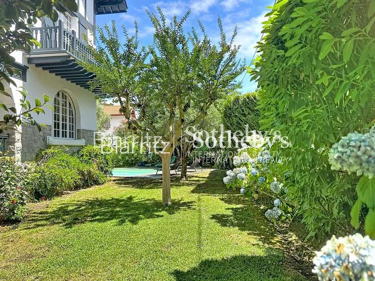 Maison Biarritz - 7 chambres - 300m²
