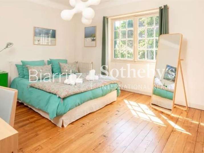 Maison Biarritz - 7 chambres - 300m²