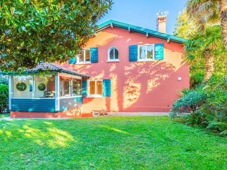 Maison Biarritz - 6 chambres - 220m²