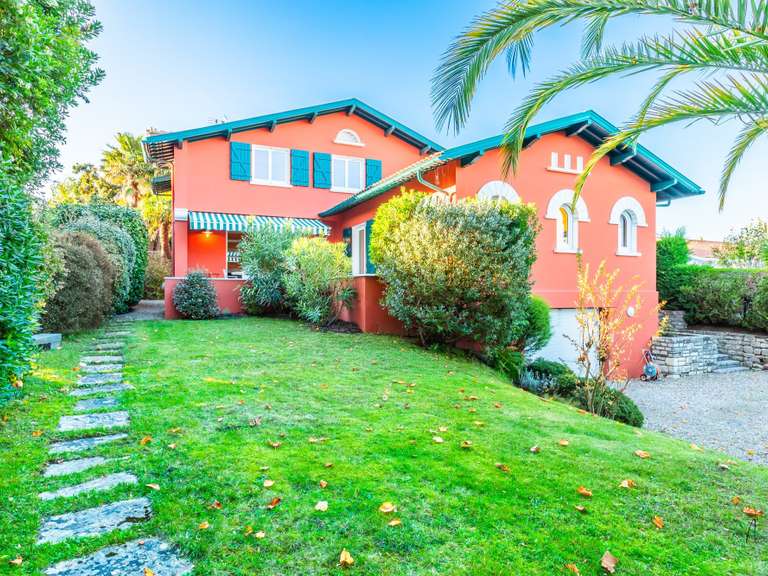 Maison Biarritz - 6 chambres - 220m²