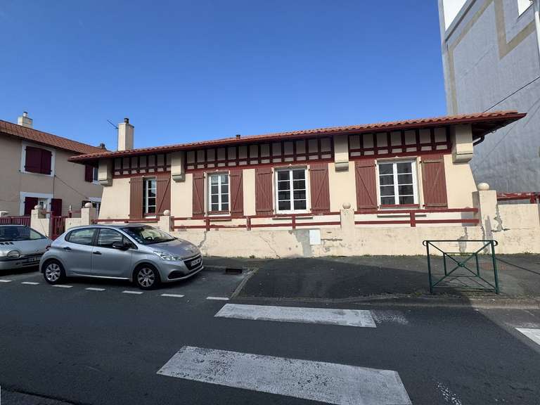 Maison Biarritz - 5 chambres - 151m²