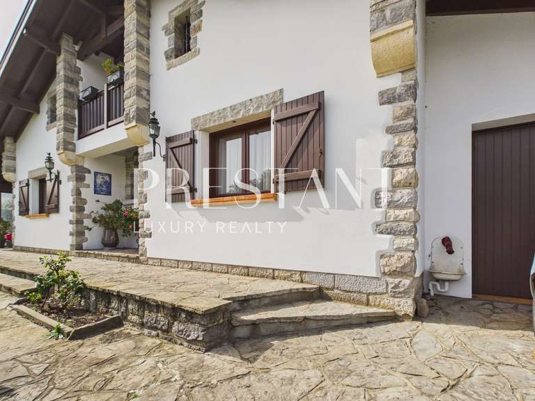 Maison Biarritz - 4 chambres - 160m²