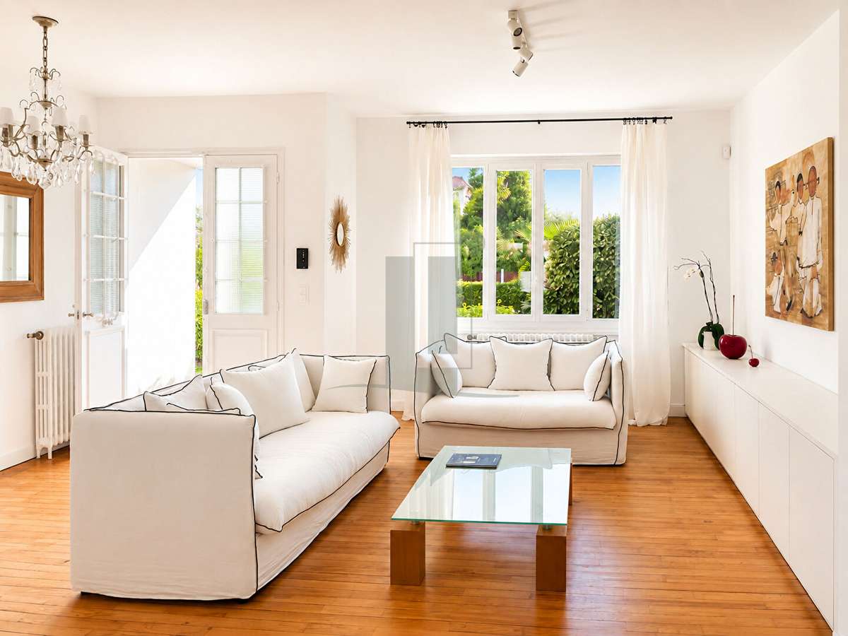 House Biarritz