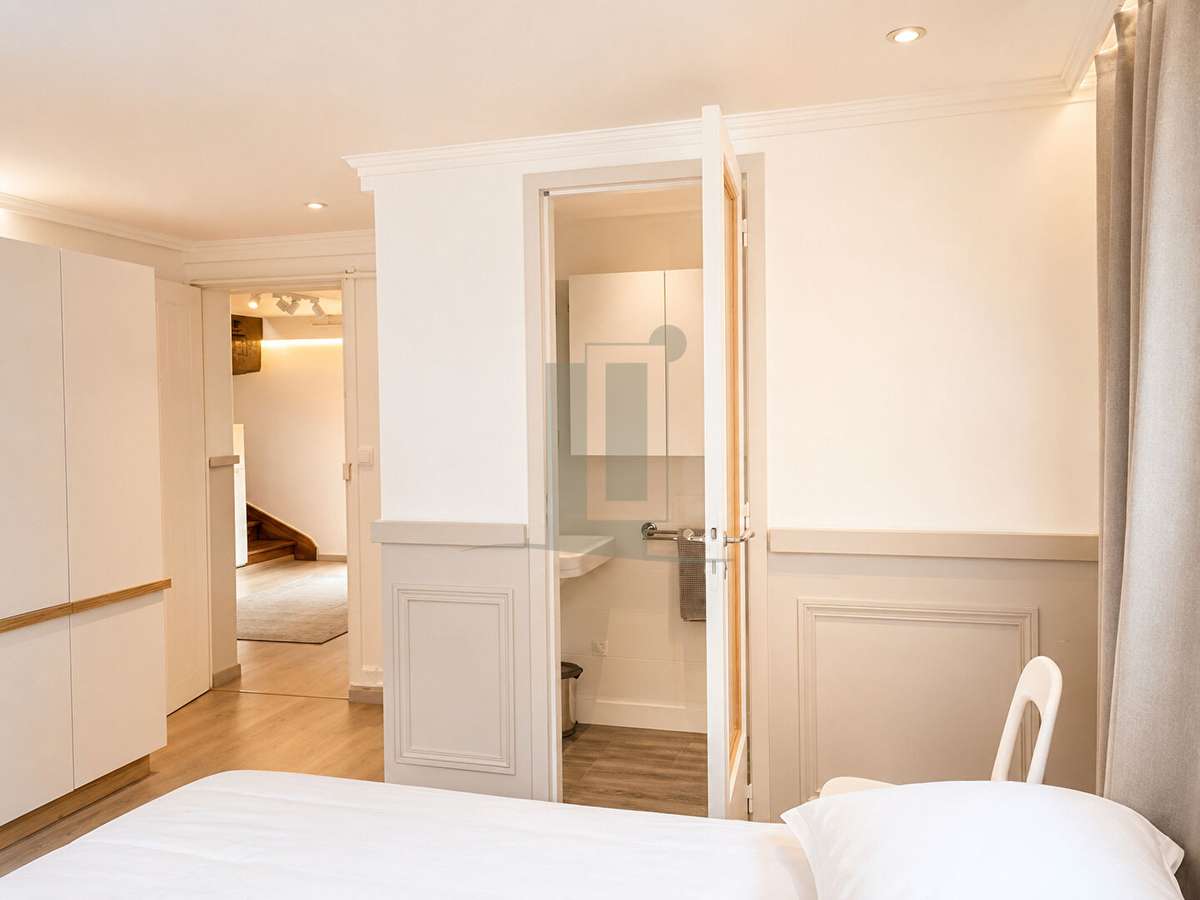 House Biarritz