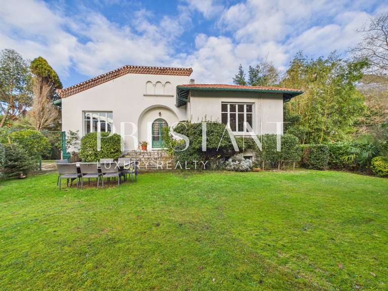 Maison Biarritz - 8 chambres - 300m²