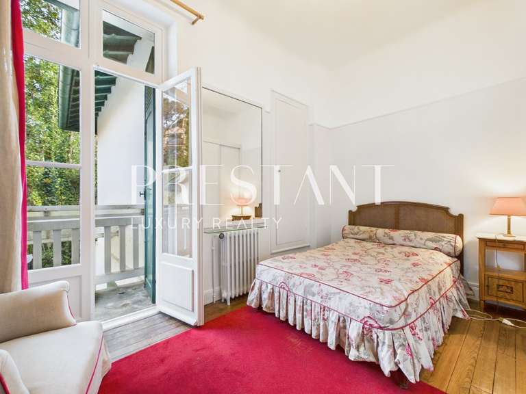 Maison Biarritz - 8 chambres - 300m²