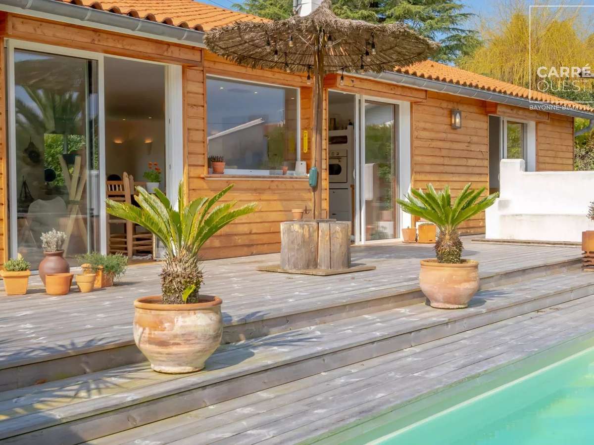 House Biarritz
