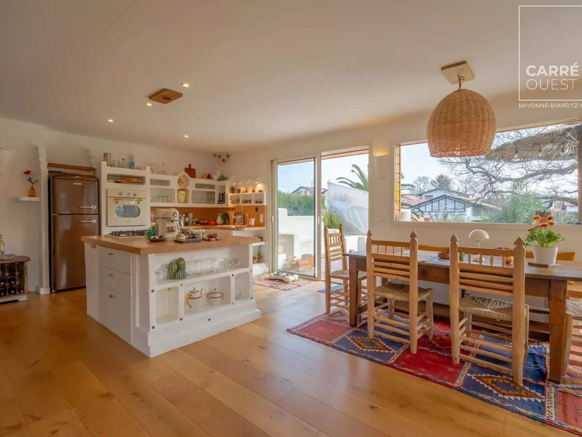 House Biarritz