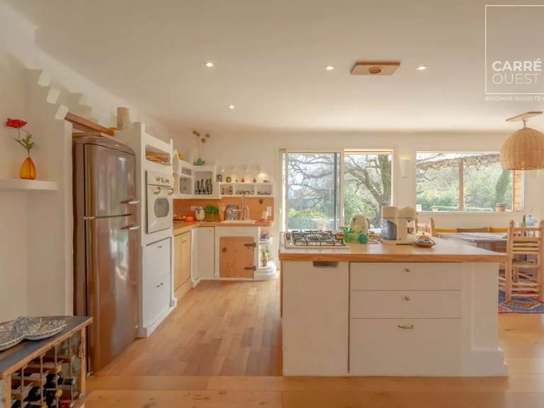 House Biarritz - 4 bedrooms - 210m²