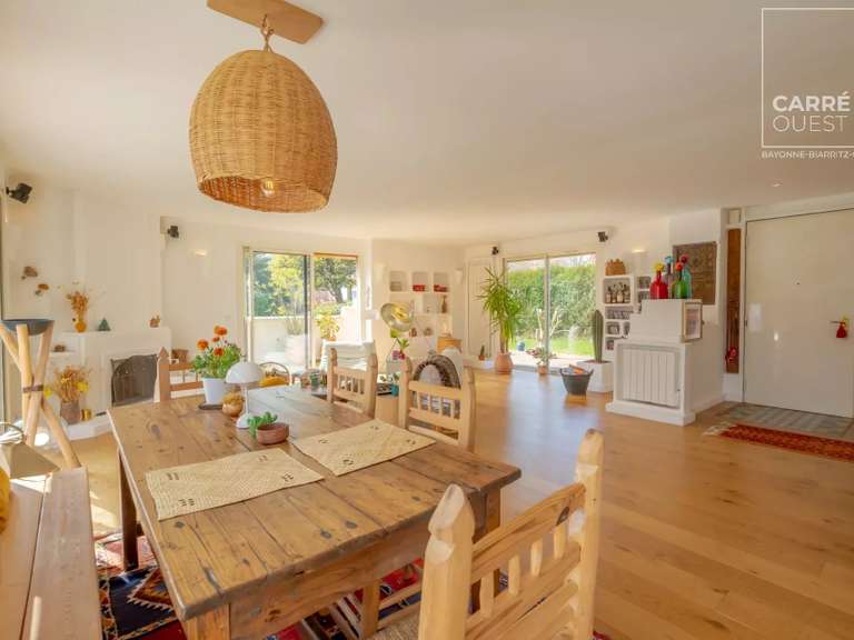 House Biarritz - 4 bedrooms - 210m²