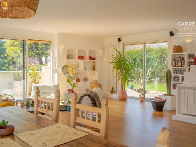House Biarritz - 4 bedrooms - 210m²