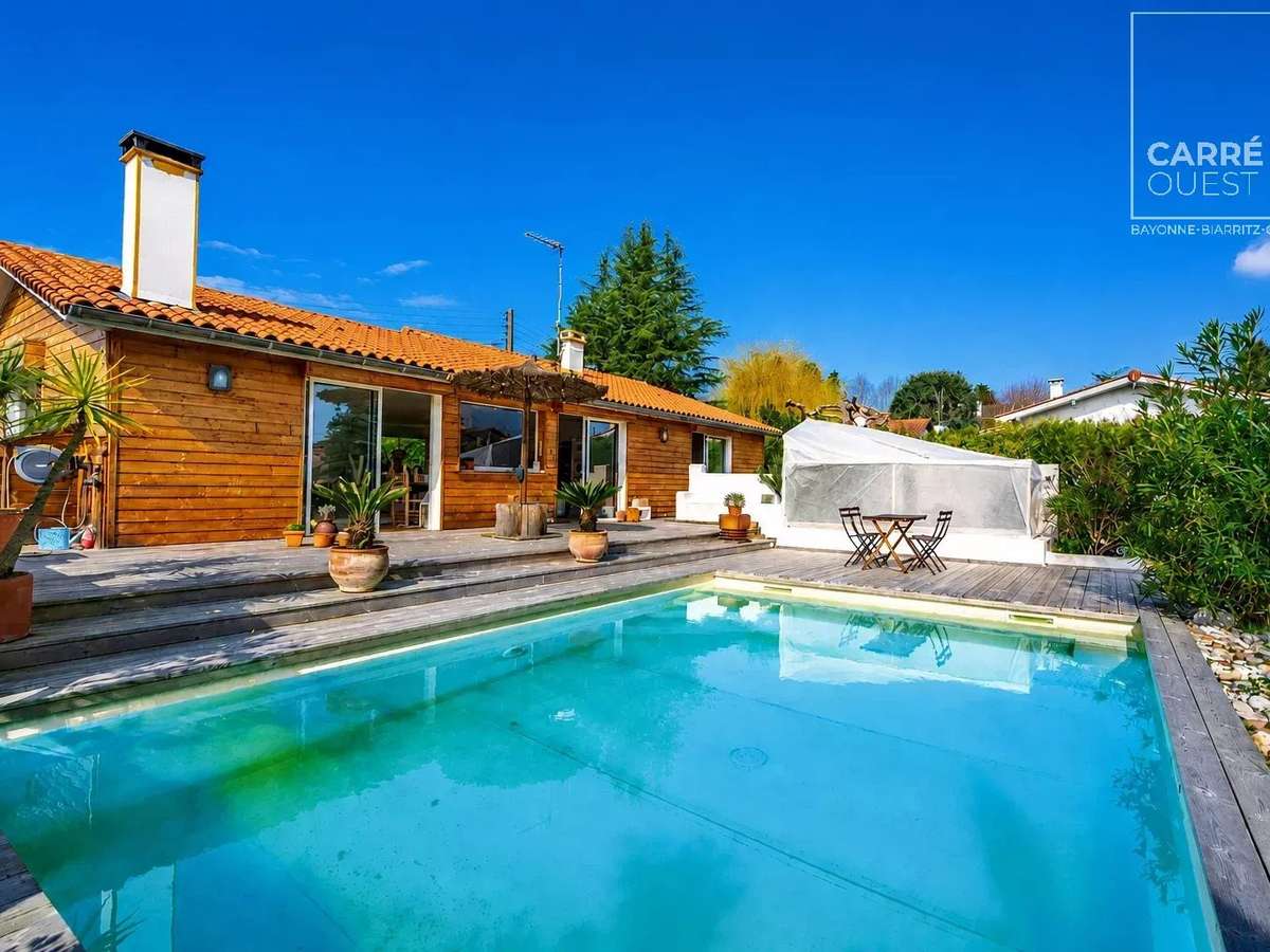 House Biarritz