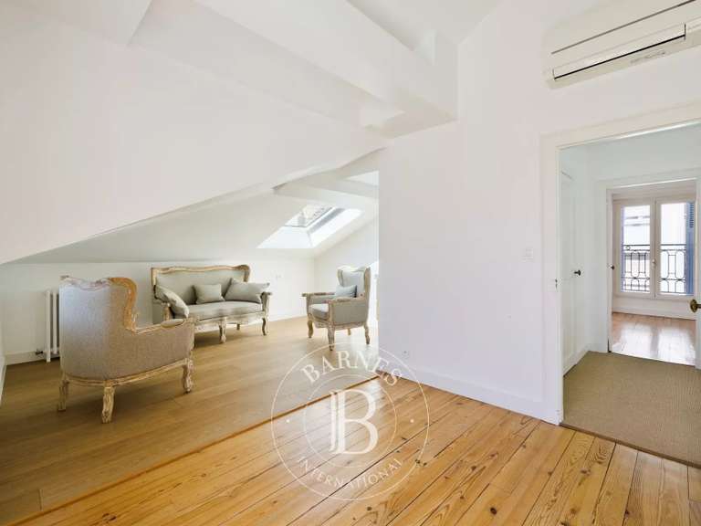 Maison Biarritz - 5 chambres - 215m²