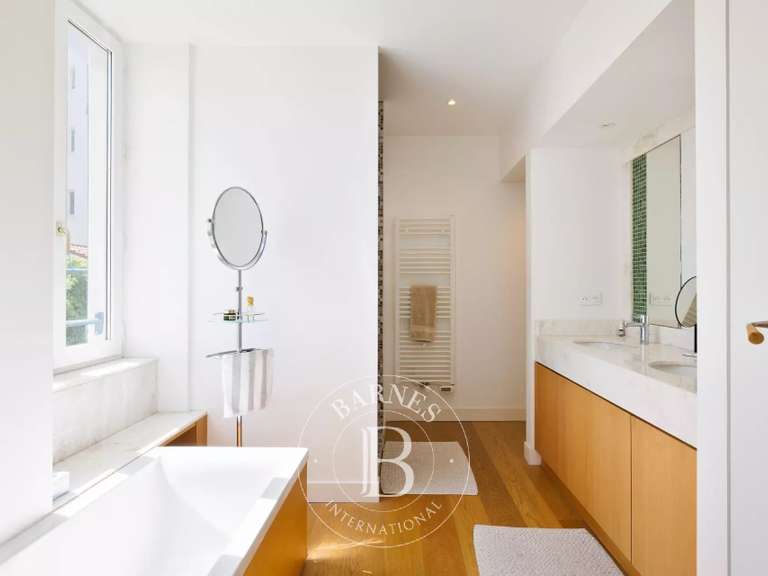 Maison Biarritz - 5 chambres - 215m²