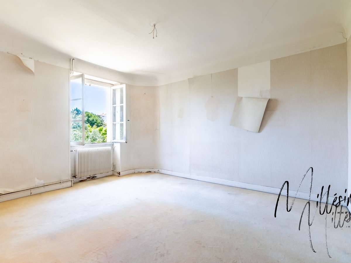 House Biarritz