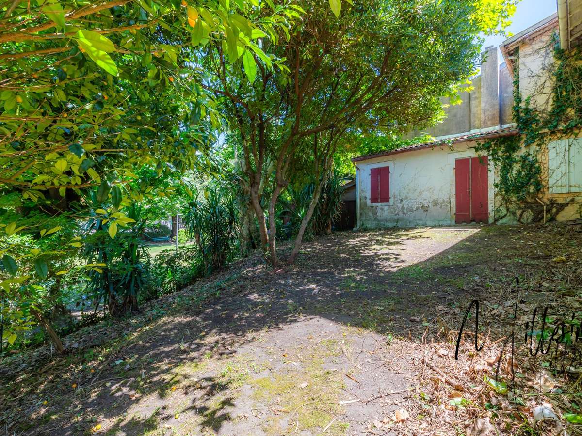 House Biarritz