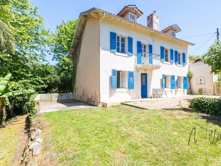Maison Biarritz - 4 chambres - 151m²